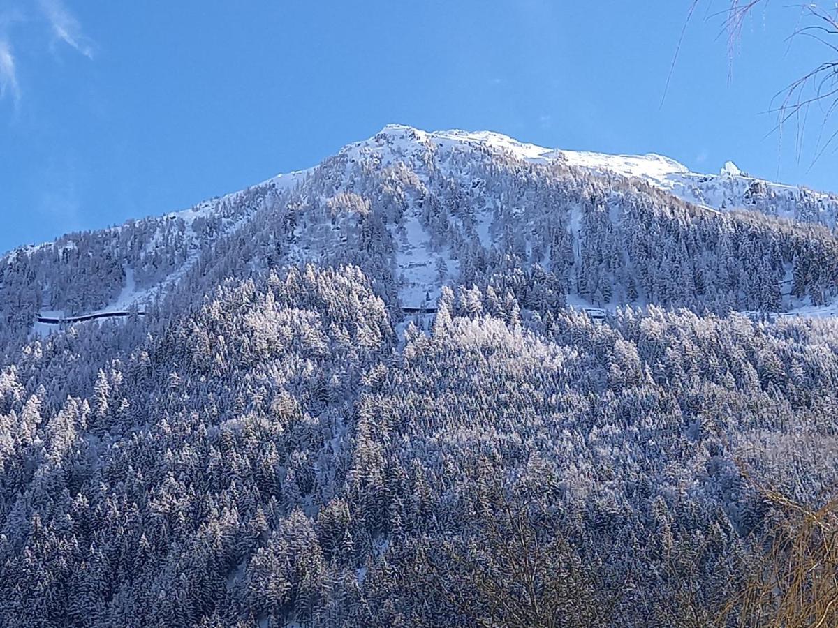 Appartement Avec Terrasse Chamonix Exterior photo